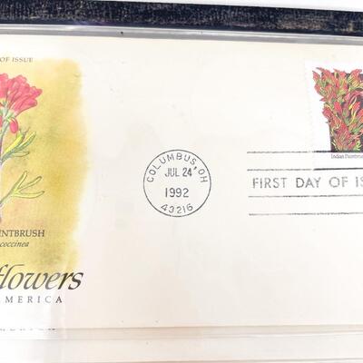 1992 â€œAMERICAN WILD FLOWERSâ€ FIRST DAY COVER STAMP BOOK