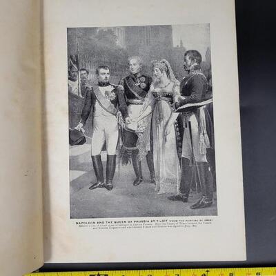 YOUNG PEOPLES HISTORY OF THE WORLD - THE MARCH OF EVENTS