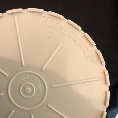 Anchor, Pyrex & Tupperware Transportable Dishes (PR-KM)