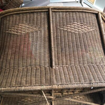 Brown Wicker Loveseat & Matching Wall Art (P-KM)