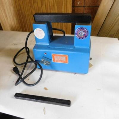 Reco Model SC Induction Bearing Heater with Three Various Size Bars Like New
