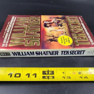 STAR TREK WILLIAM SHATNER TEK SECRET PAPERBACK