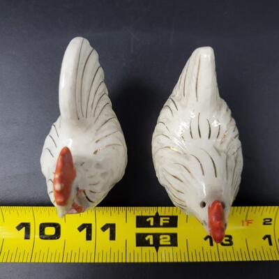 ANTIQUE ROOSTER SALT & PEPPER SHAKERS