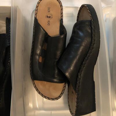 Womenâ€™s Black Leather Sandals & Dress Shoes Size 9 to 10 (MBB-JF)