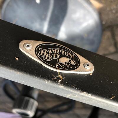 Hampton Bay Patio Set with Two Umbrellas (P-KM)