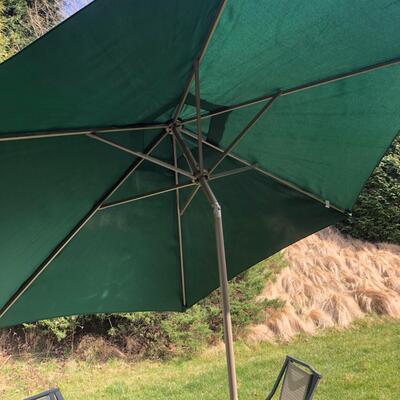 Hampton Bay Patio Set with Two Umbrellas (P-KM)