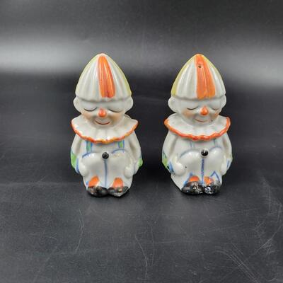 VINTAGE LITTLE CLOWNS SALT & PEPPER SHAKERS