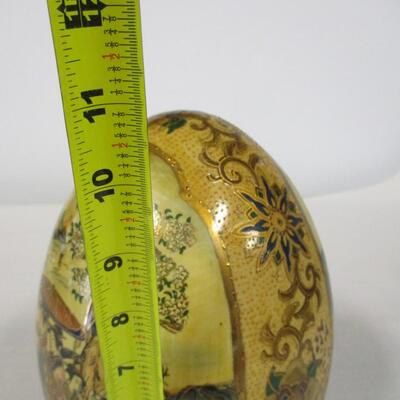 Handpainted Satsuma Egg