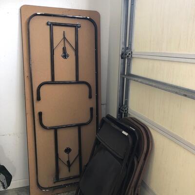 3 Folding Tables & 4 Metal Folding Chairs (G-JF)