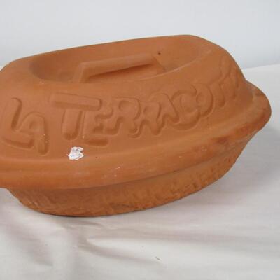 La Terracotta Roaster With Lid