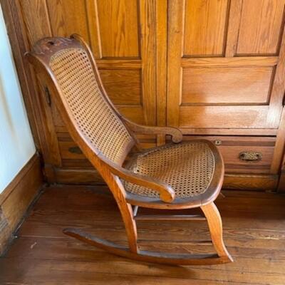 Antique Wooden Rocking Chair With Wicker Back And Seat - jb11281