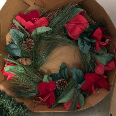 Full Christmas Holiday Trees, Santas, Ornaments, Wreathes, & DÃ©cor (G-JF)