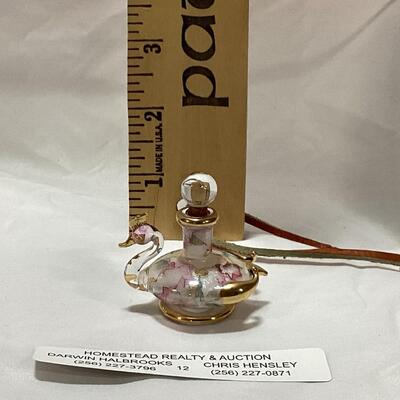 glass perfume decanter- pink swan