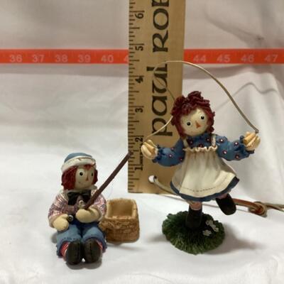 Raddedy Ann and Andy figurines