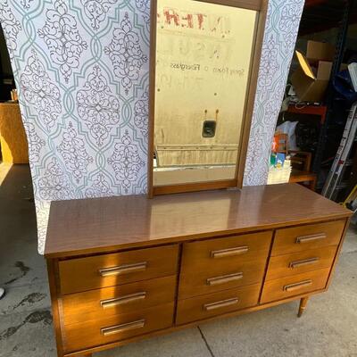 B35- MCM Basset Young Ideas Series Dresser with Mirror