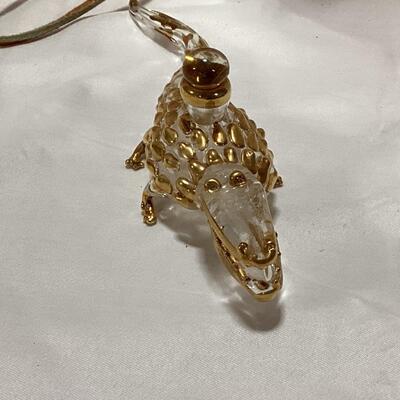 glass perfume decanter-alligator
