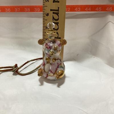 glass perfume decanter- pig