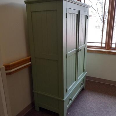 VINTAGE WOODEN CABINET