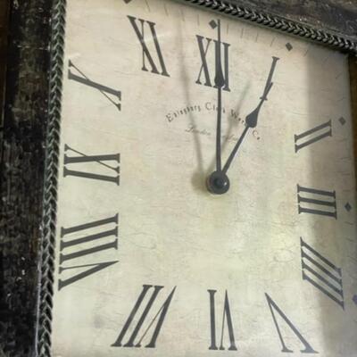 Home DÃ©cor Square Tin Wall Clock 23" x23" - PY11659