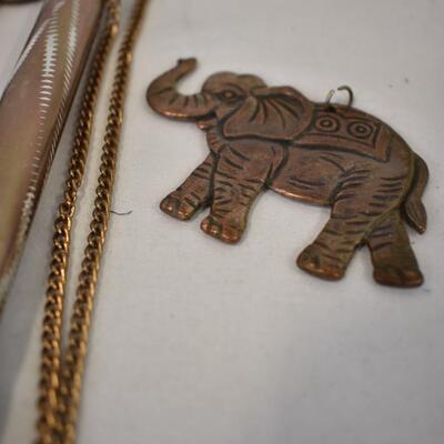 6 pc Elephant Lot: Wind Chime, 1 Elephant Detached, Trinket Box, Figurines