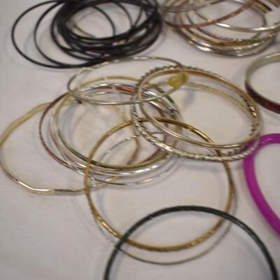 Assorted Bangle & Cuff Bracelets, Costume Jewelry, Various Colors/Styles