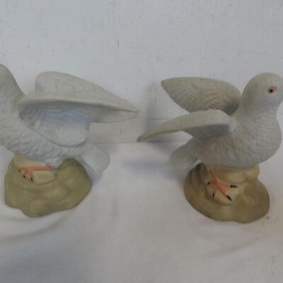 8 Figurines: Precious Moments, Doves, Angels, Girl, Ceramics, Glass/Metal