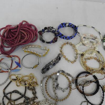 Bracelets: Costume Jewelry, Various Styles/Colors/Lengths: Beads, Chains,Cording