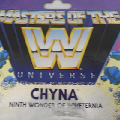 WWE Motu Chyna, Open, Missing Accessories