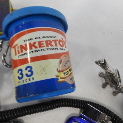 Key Chain Lot: TINKERTOY, Parchesi, Elephants, Flashlight, Paws, Gun