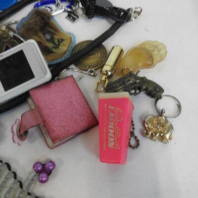 Key Chain Lot: TINKERTOY, Parchesi, Elephants, Flashlight, Paws, Gun