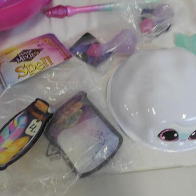 Magic Mixies Magical Misting Cauldron-Rainbow, See Pictures