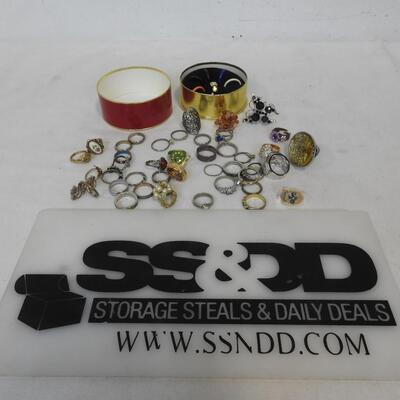 Costume Jewelry Rings Lot, Various Sizes/ Styles