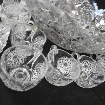 16" Large Punchbowl w/ 10 Cups & Matching Toothpick Holder