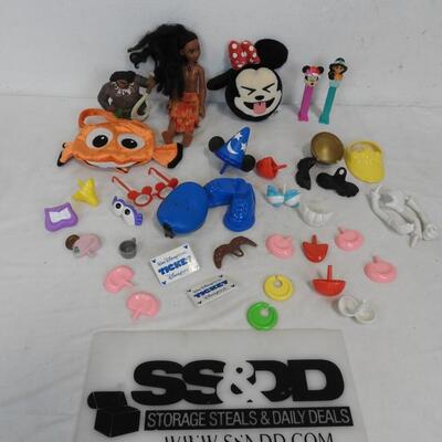 38 pc Disney Toys (32 pieces are Potato Head Accessories) Moana, Minnie, Jasmine