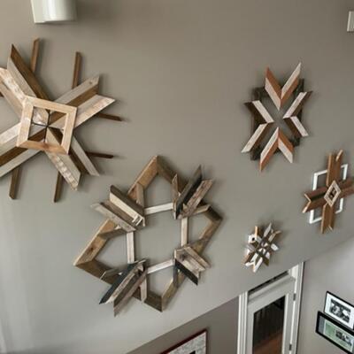 West Elm Display Wood Stars   PY11658