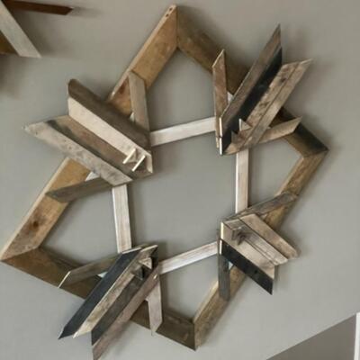 West Elm Display Wood Stars   PY11658
