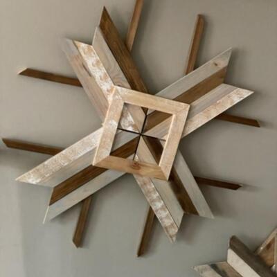 West Elm Display Wood Stars   PY11658