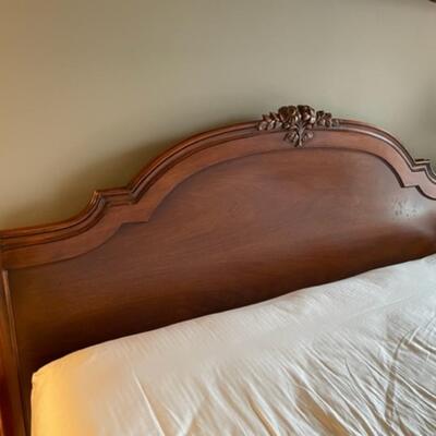 John Widdicomb Full Size Dark Maple Stain Bed Frame With Headboard - PY11647