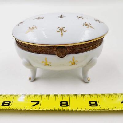 FLEUR DE LIS DECOR BUNDLE - TRINKET BOX & HAND TOWEL