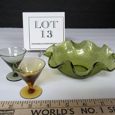 Mid Century Glassware Lot, Bowl and Cordials