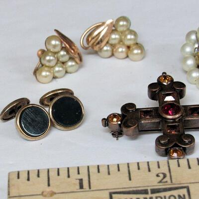 Vintage Jewelry Lot, Earrings, Cufflinks and Pin