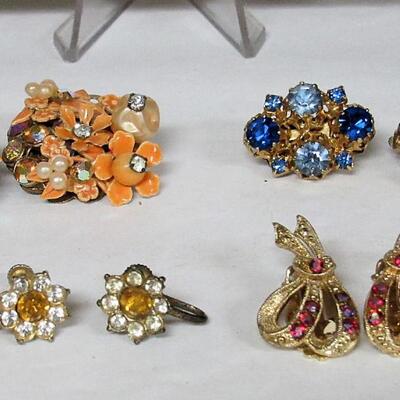 Lot of Vintage Rhinestone Earrings