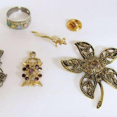 Mixed Lot of Rhinestone Jewelry and Costume Ring, Cute Little Mouse Lapel Pin