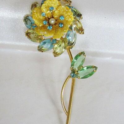 Pretty Vintage Rhinestone Earrings and Pin Lot