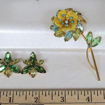Pretty Vintage Rhinestone Earrings and Pin Lot