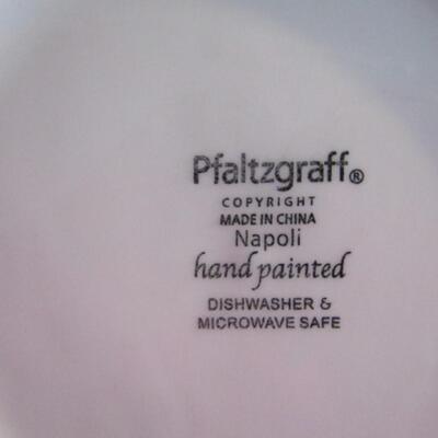 Pfaltzgraff 'Napoli' Dinnerware- 10 Place Settings (Dinner Plate, Salad Plate, Soup Bowl, and Cup)