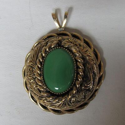 Vintage Mason's Tie Pin, Green Stone on Goldtone Pendant