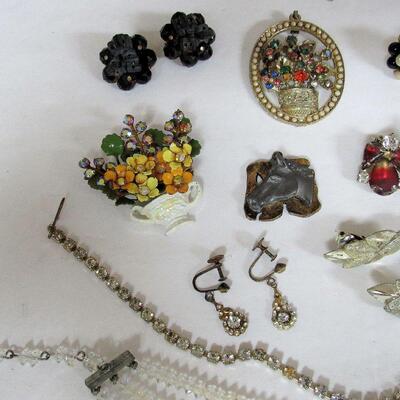 Vintage Misc Jewelry Lot