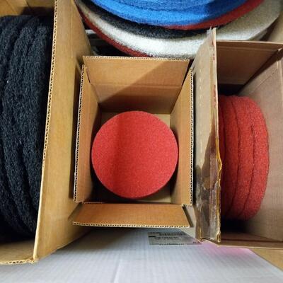 LOT 25A   FLOOR SCRUB PADS