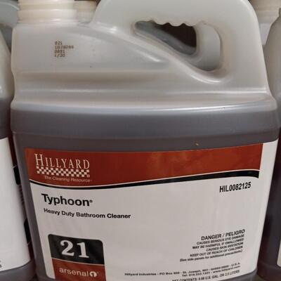 LOT 41A  TYPHOON HEAVY DUTY BATHROOM CLEANER